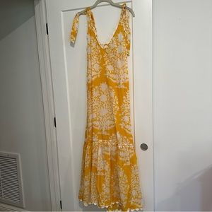 Juliet Dunn yellow maxi v neck dress one size
